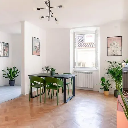 Stylish - Casa Leone - Center شقة *